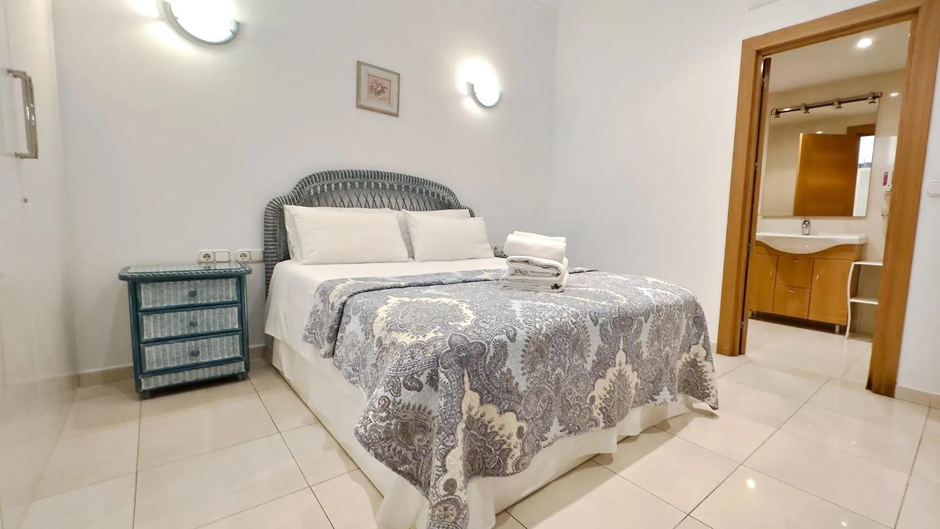Skol 2A Amazing 2 Bedroom Apartment Skol Marbella Spain