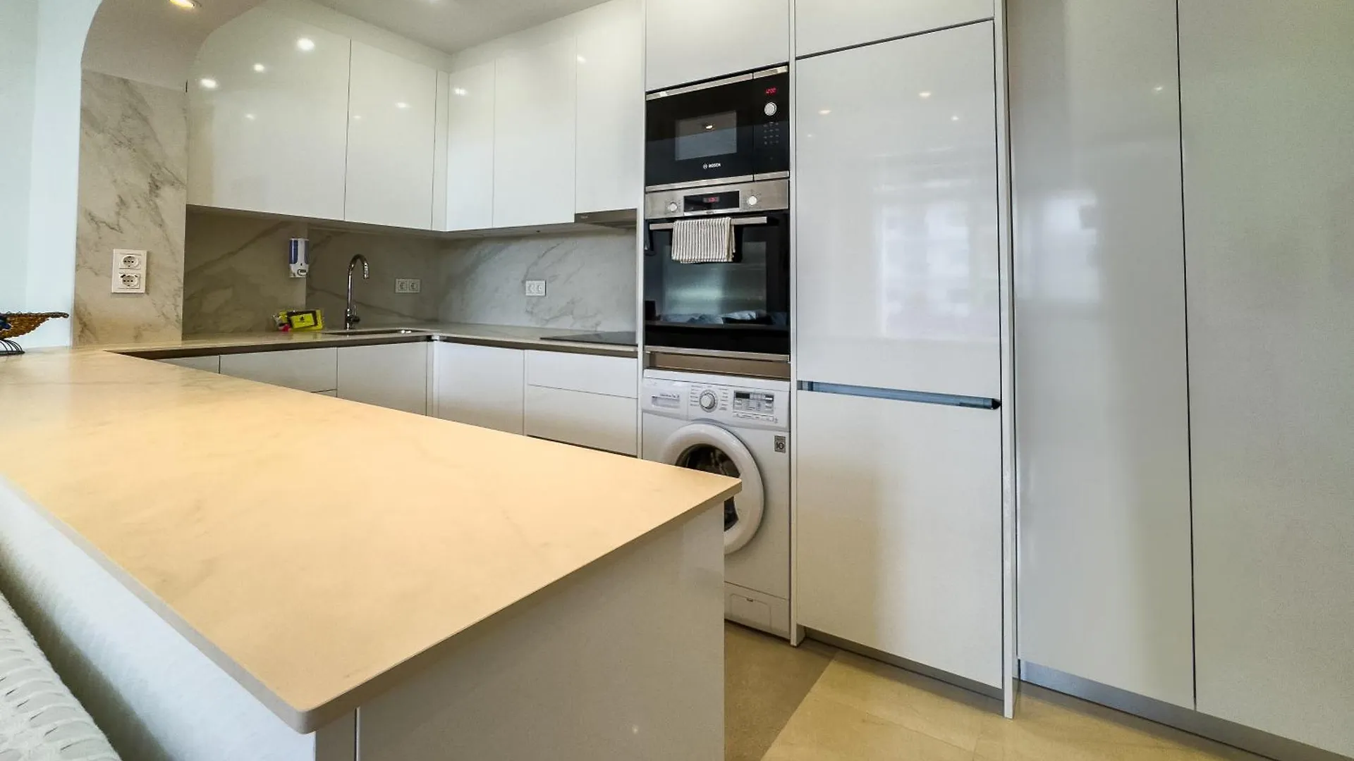 Skol 2A Amazing 2 Bedroom Apartment Skol Marbella Spain